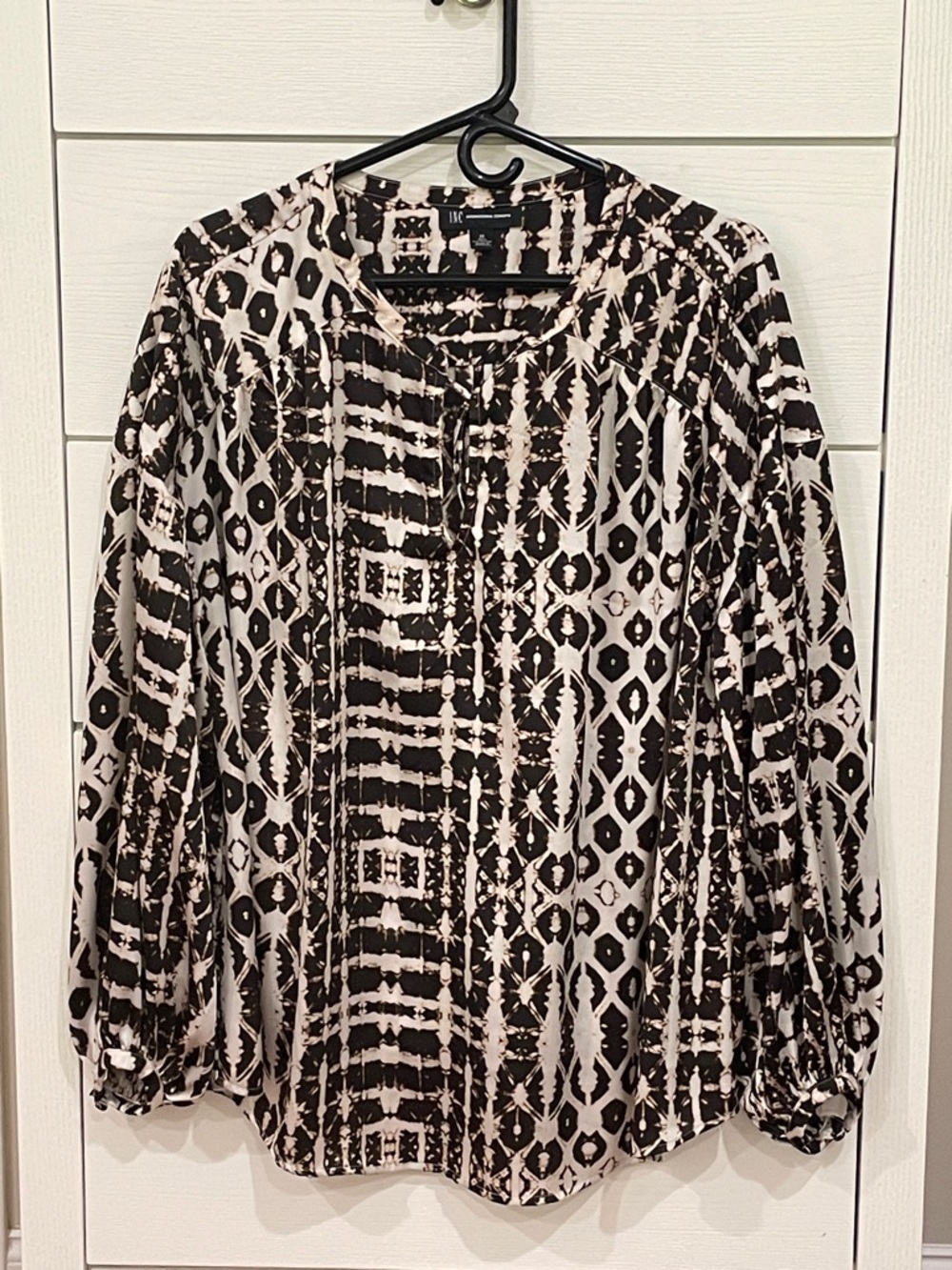 Printed Black and Cream Long-Sleeve Peasant Blouse